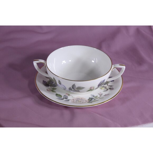 Royal Worcester June Garland 1 cup and saucer, cream soup pretty spring pastel - Picture 3 of 8